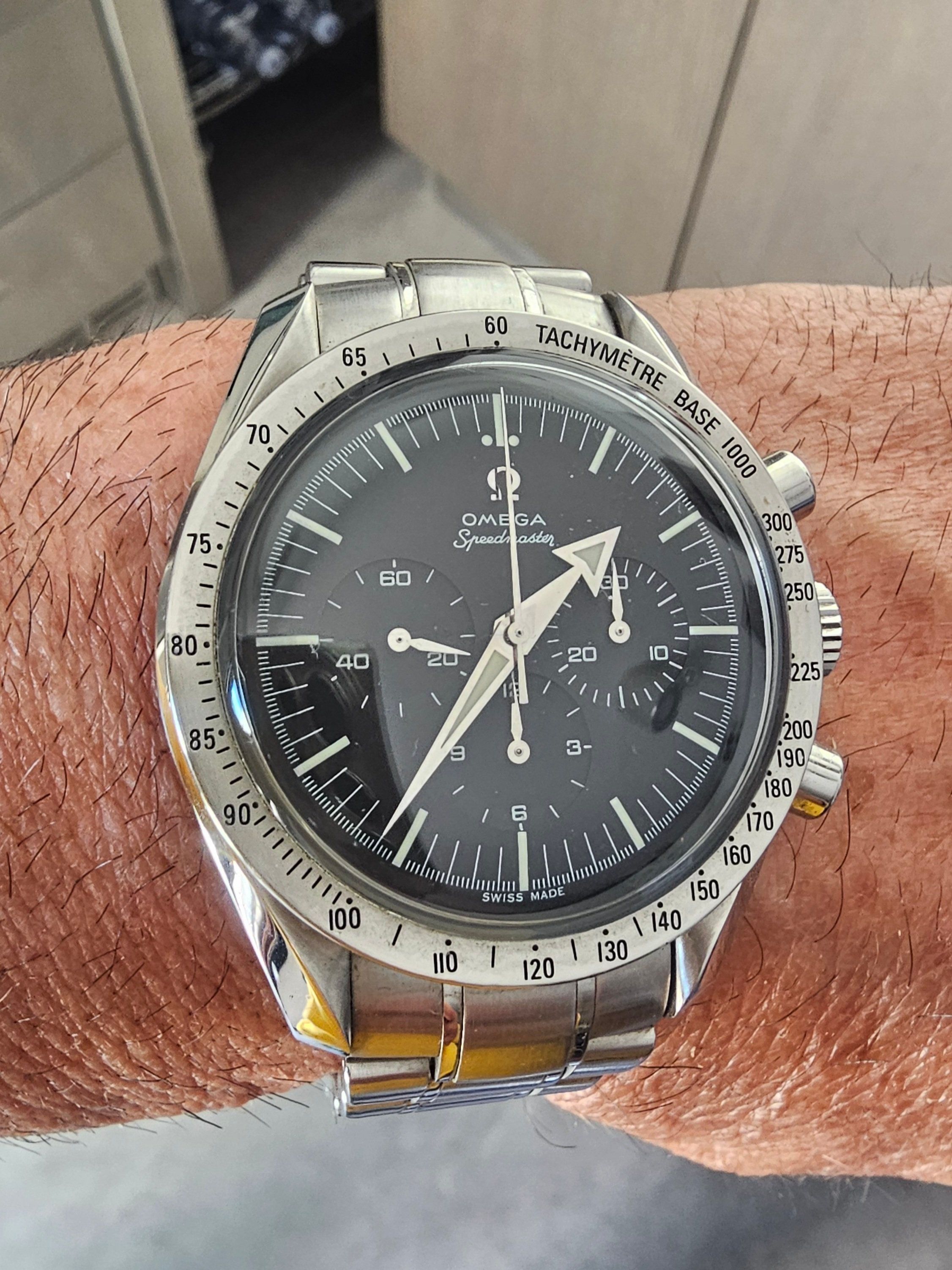Omega Speedmaster Professional Broad Arrow — foto