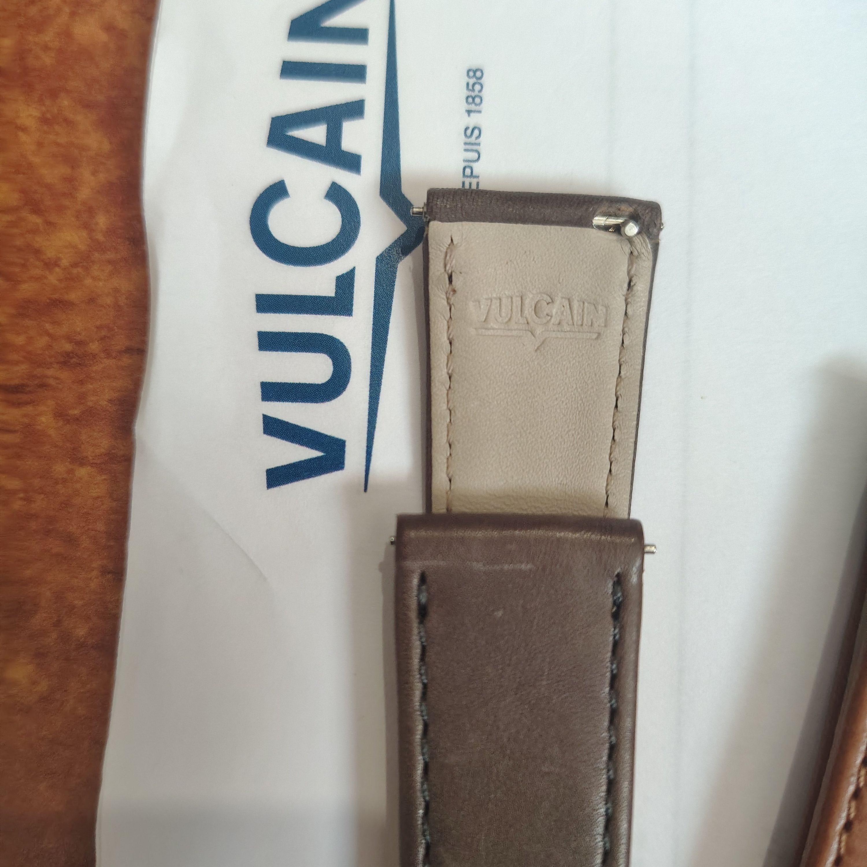 Cinturino Vulcain per skin diver o chrono — foto