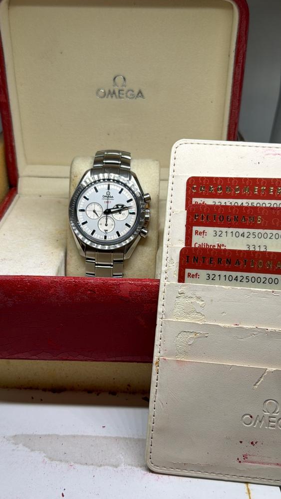 Omega Speedmaster Broad Arrow 1957 — foto