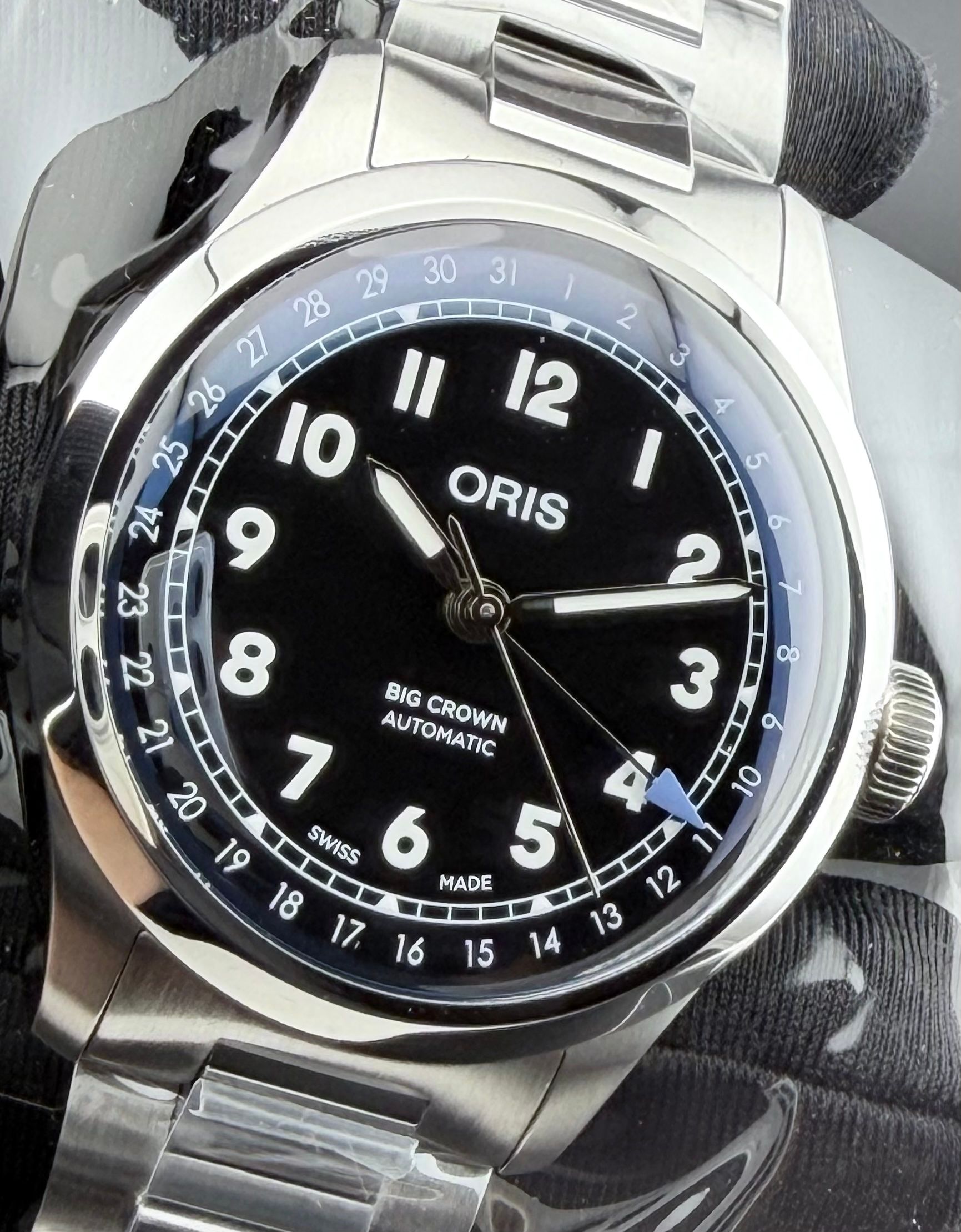 Oris Big Crown Pointer Date — foto