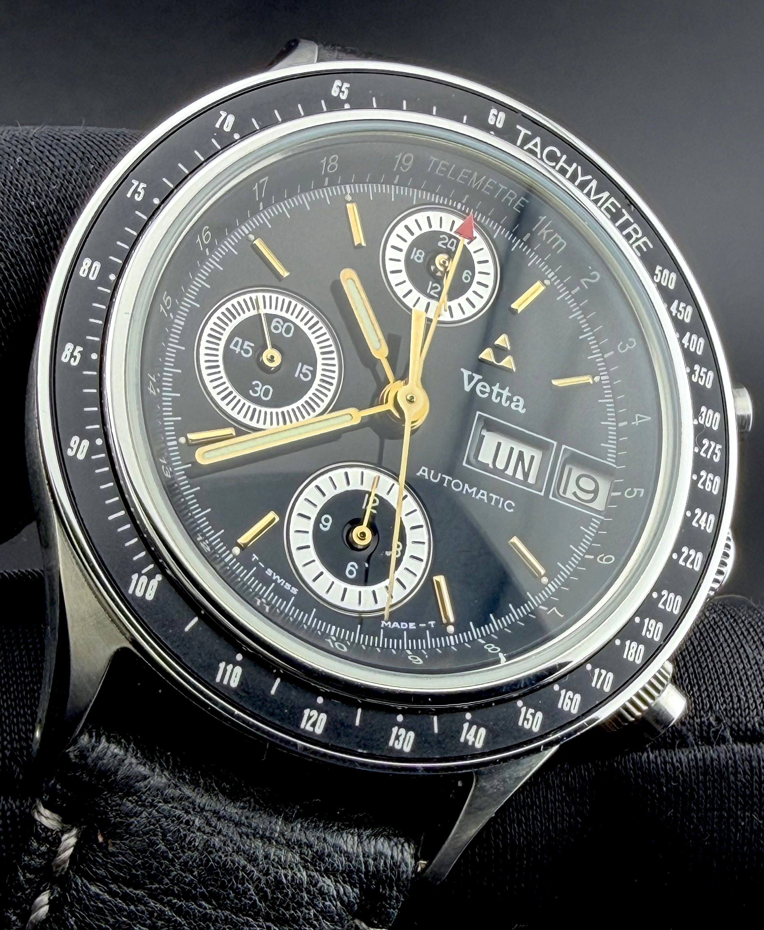 Vetta Automatic Chronograph — foto