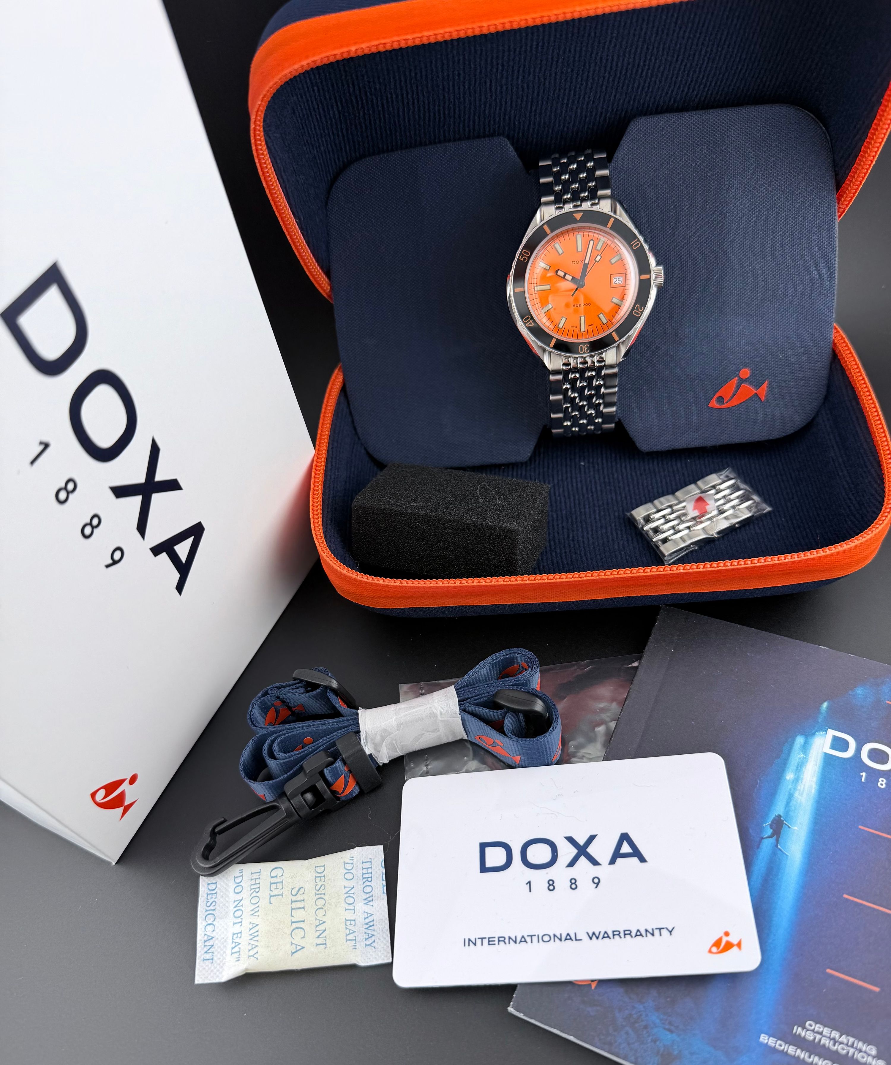 Doxa Sub 200 Professional — foto