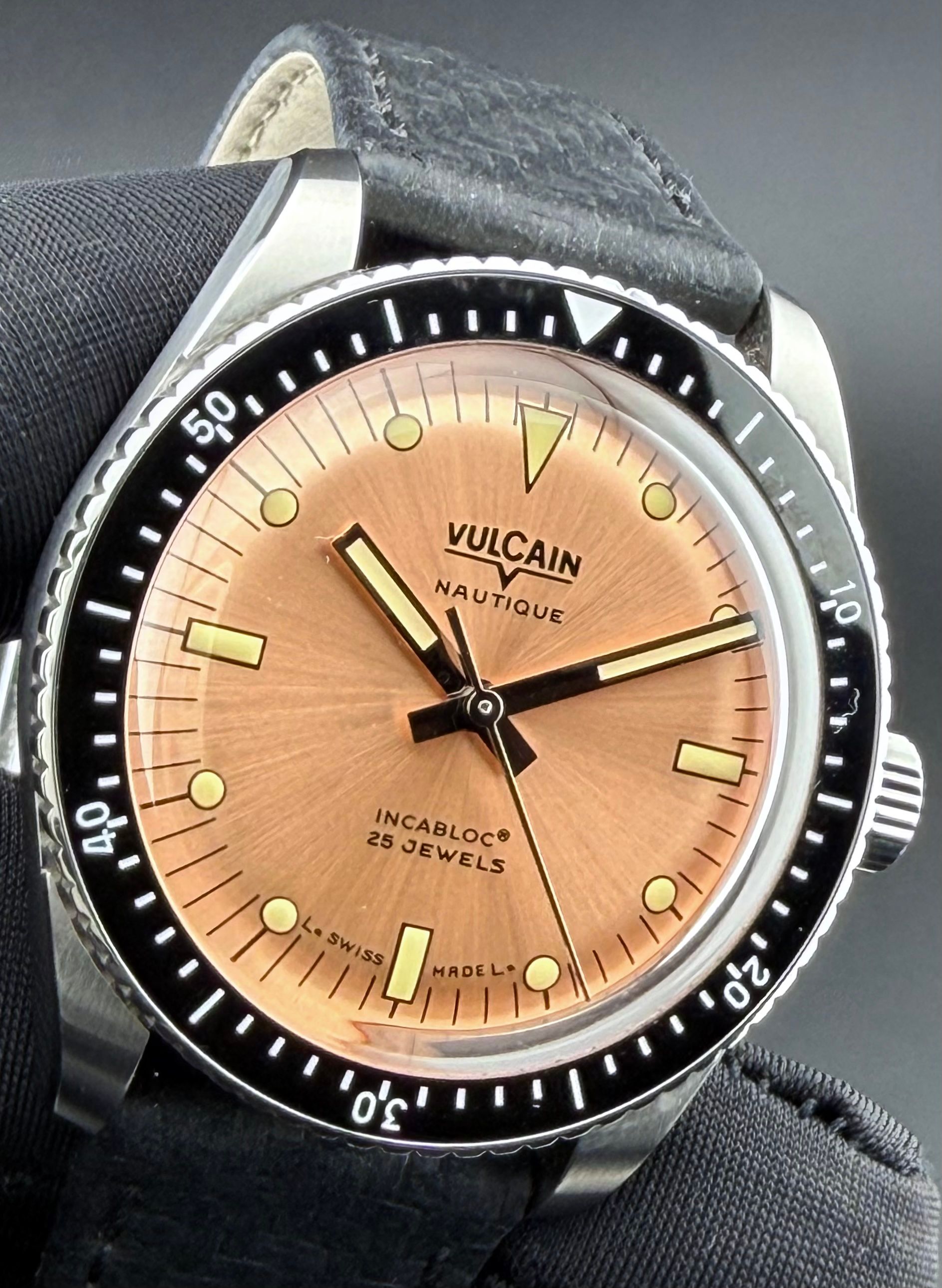 Vulcain Skindiver Nautique Salmon Limited Edition