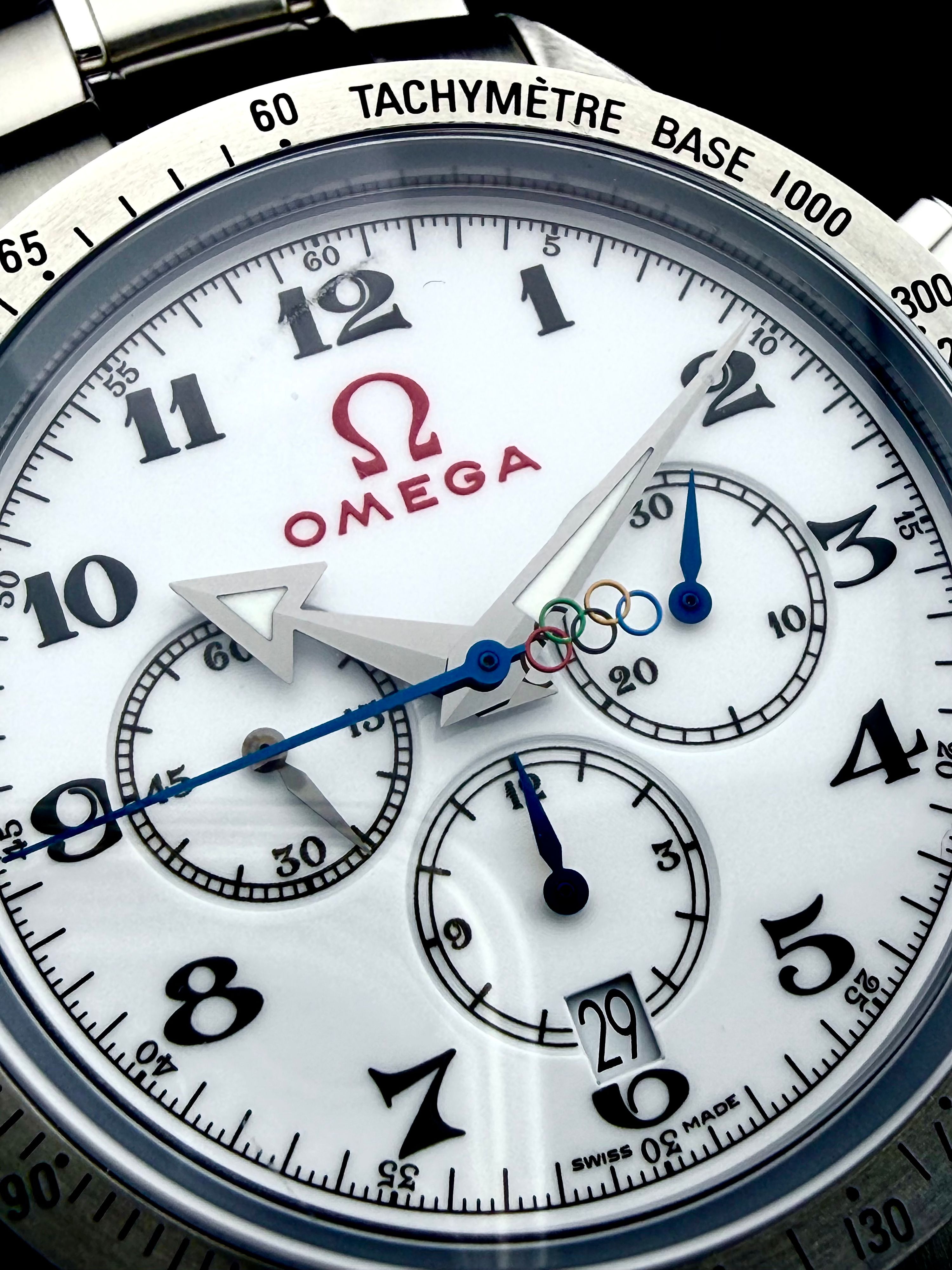 Omega Speedmaster Broad Arrow Olympic Timeless Collection — foto