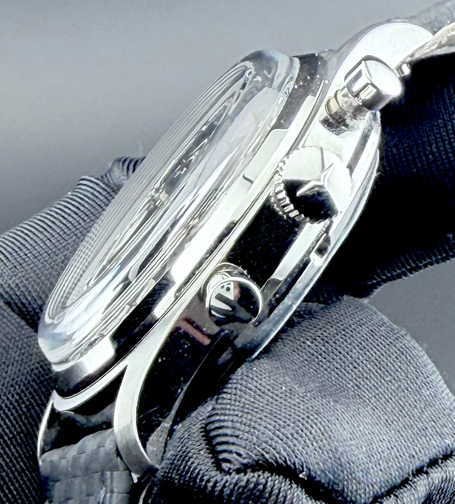 IN OFFERTA — Vulcain 1970 Chronograph reverse panda — foto