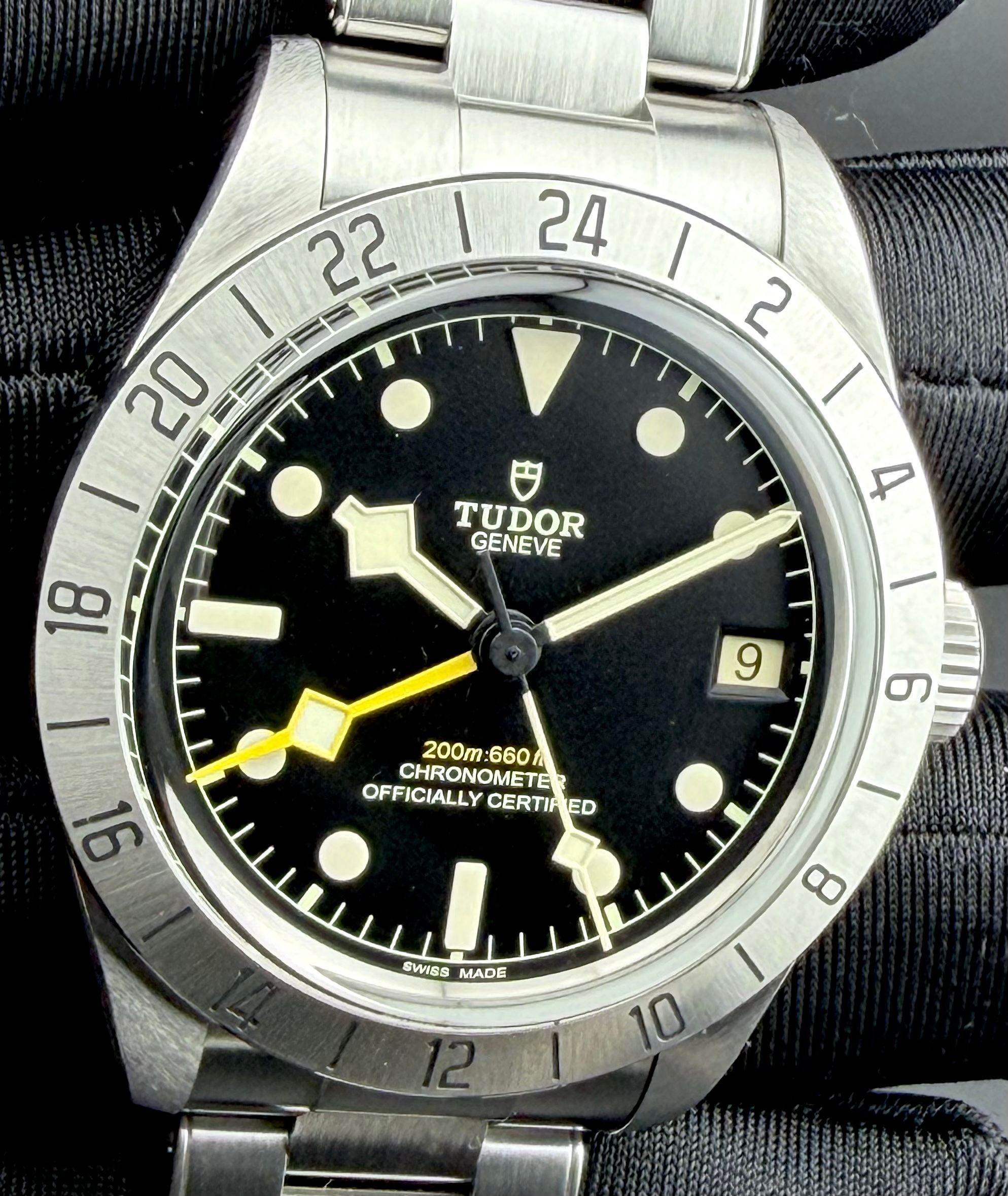 Tudor Black Bay Pro — foto