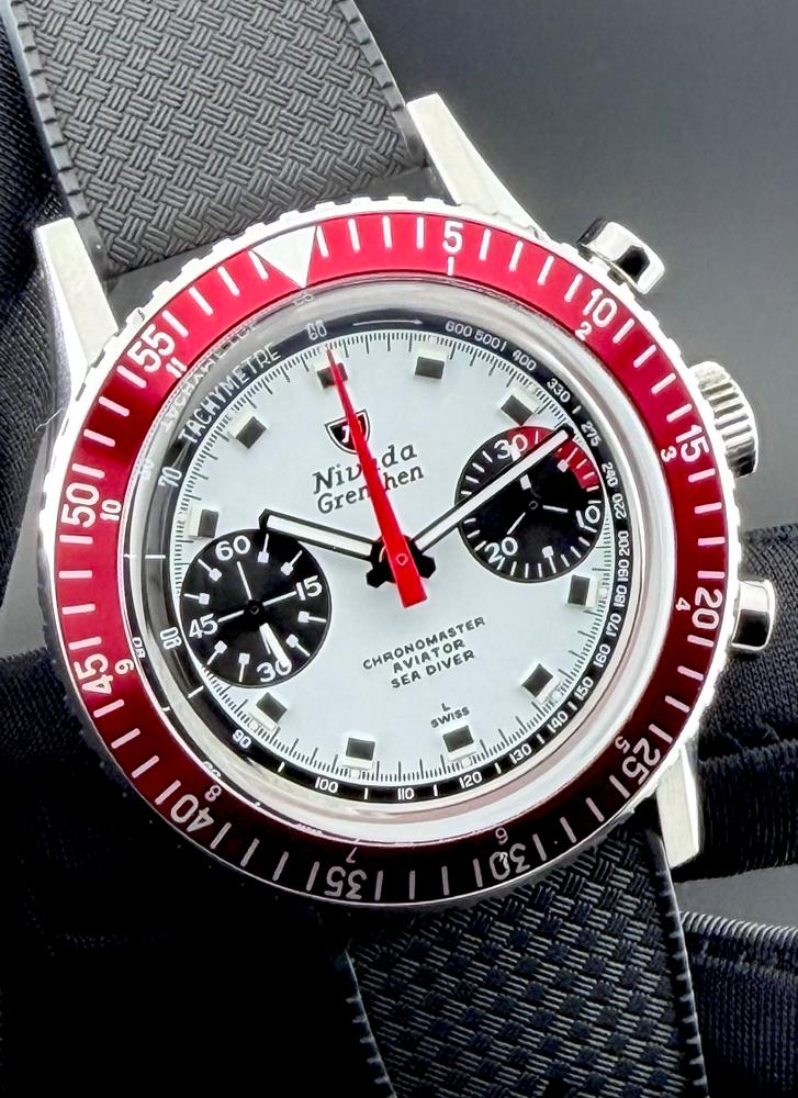 Nivada Chronomaster Panda — foto