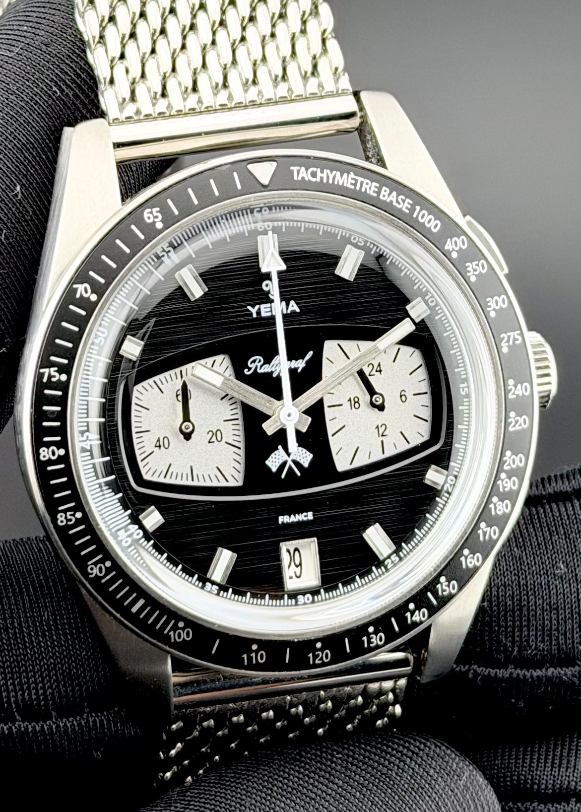 Yema Rallygraf Meca-Quartz II Reverse Panda — foto