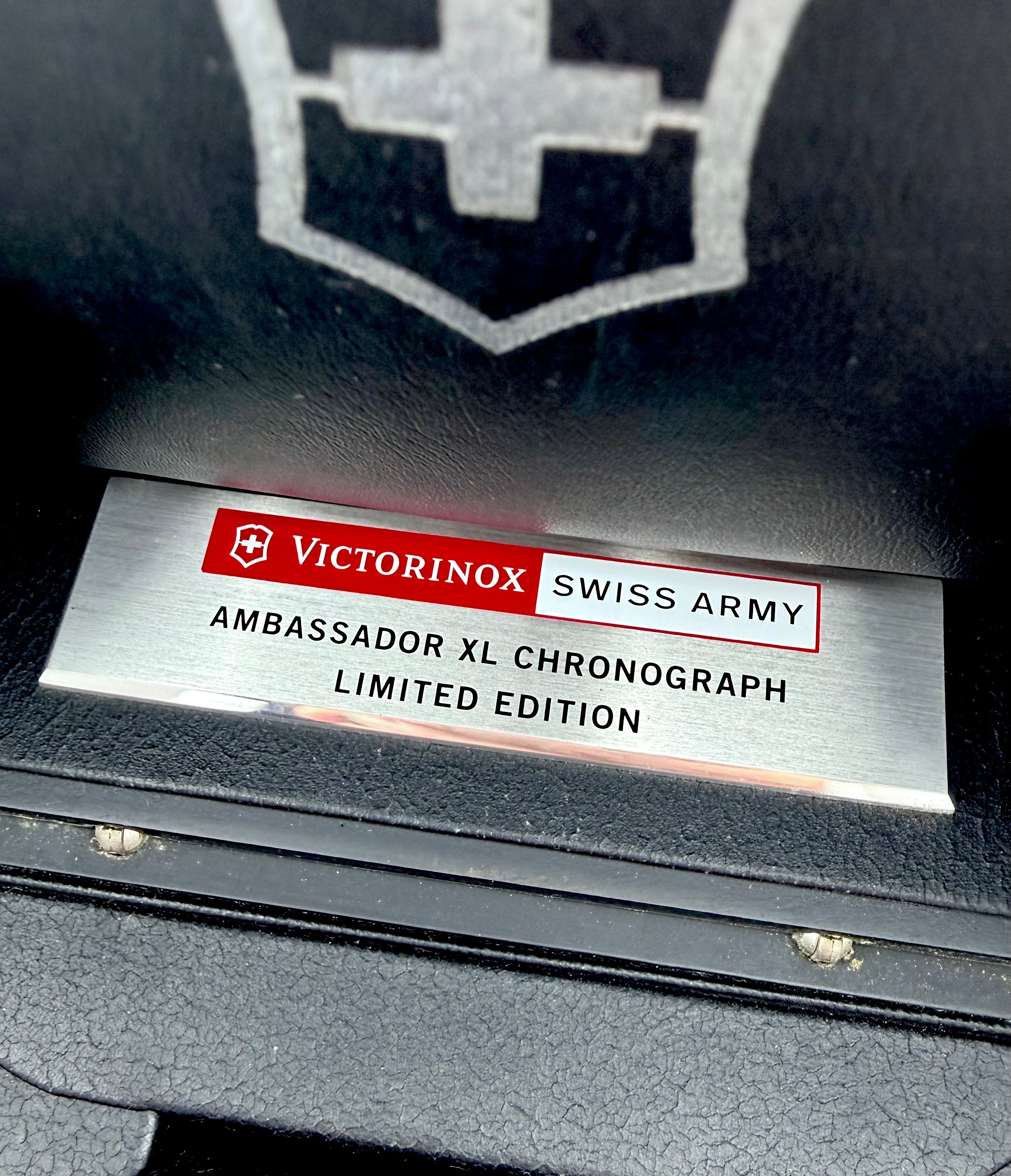 Victorinox Ambassador XL Limited Edition Automatic Chronograph — foto