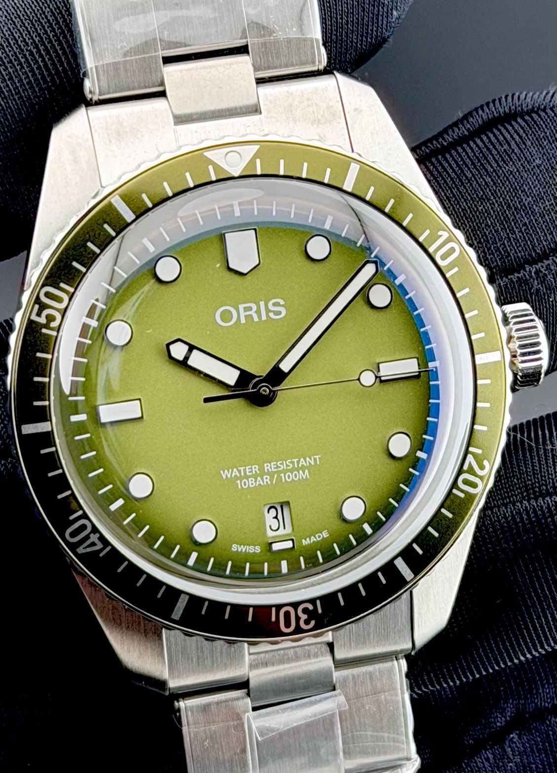Oris Diver Sixty-Five Date Waldemburg Forest
