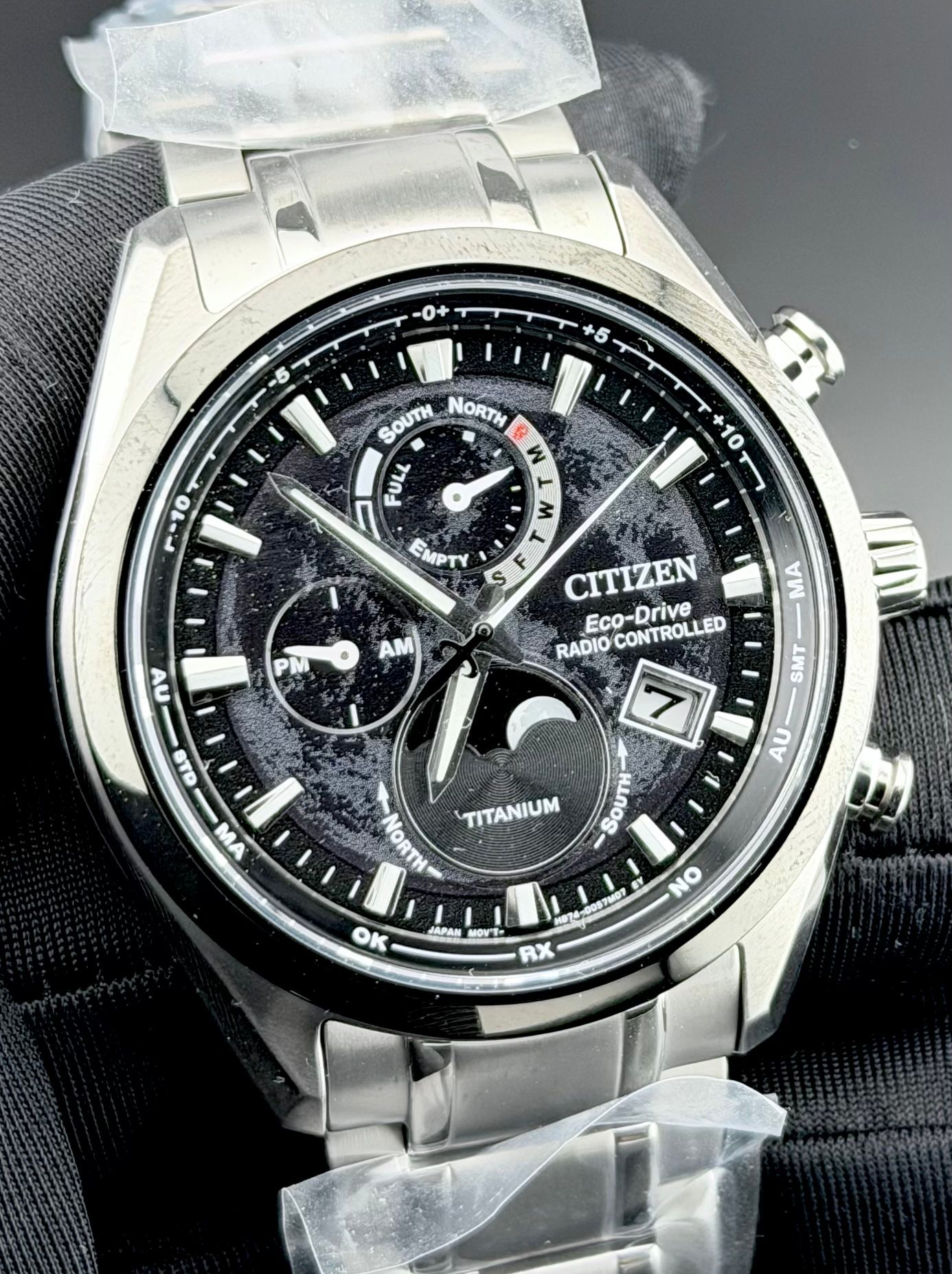 Citizen Tsuki-yomi Moon Phase — foto