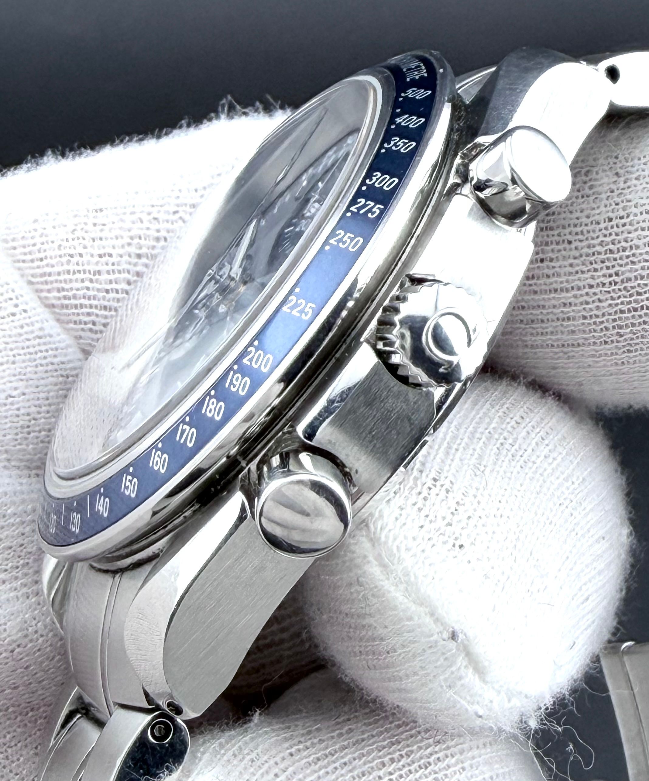 IN OFFERTA — Omega Speedmaster Triple Date — foto