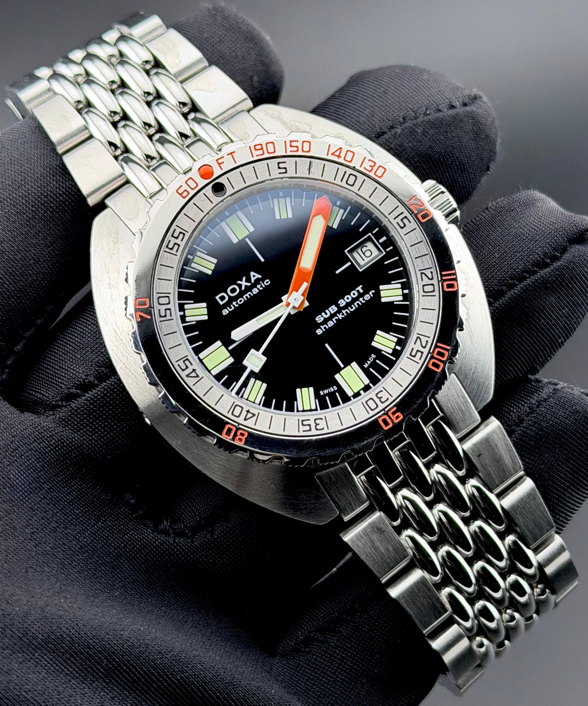 Doxa 300T Sharkhunter