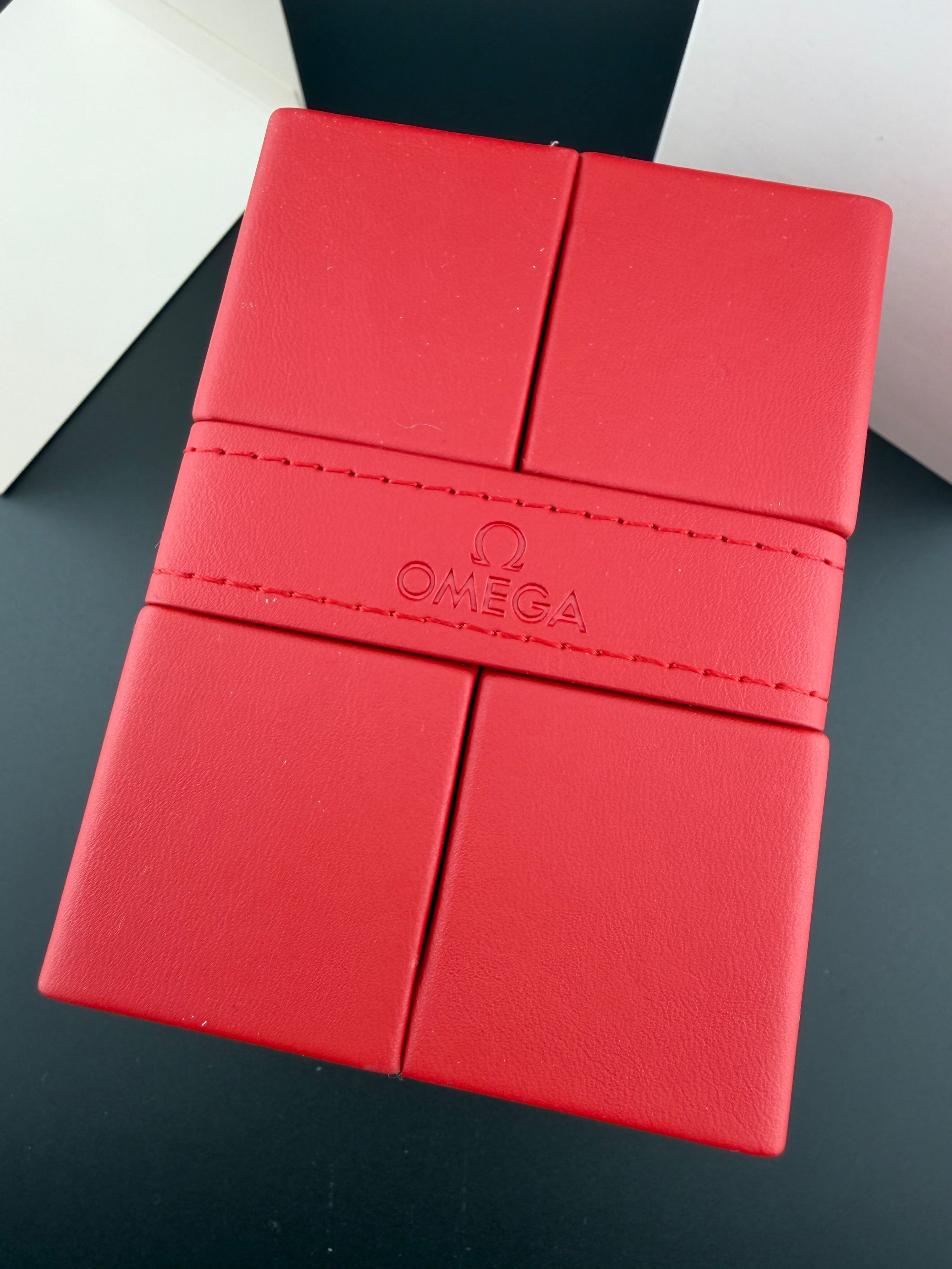 Box service/travel box Omega — foto
