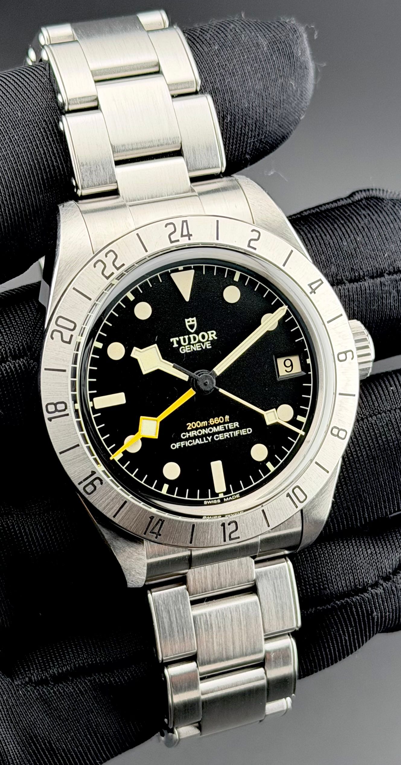 Tudor Black Bay Pro — foto