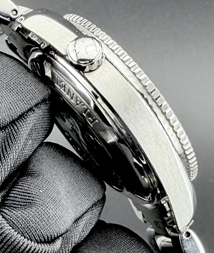 Omega Seamaster Planet Ocean 600m — foto