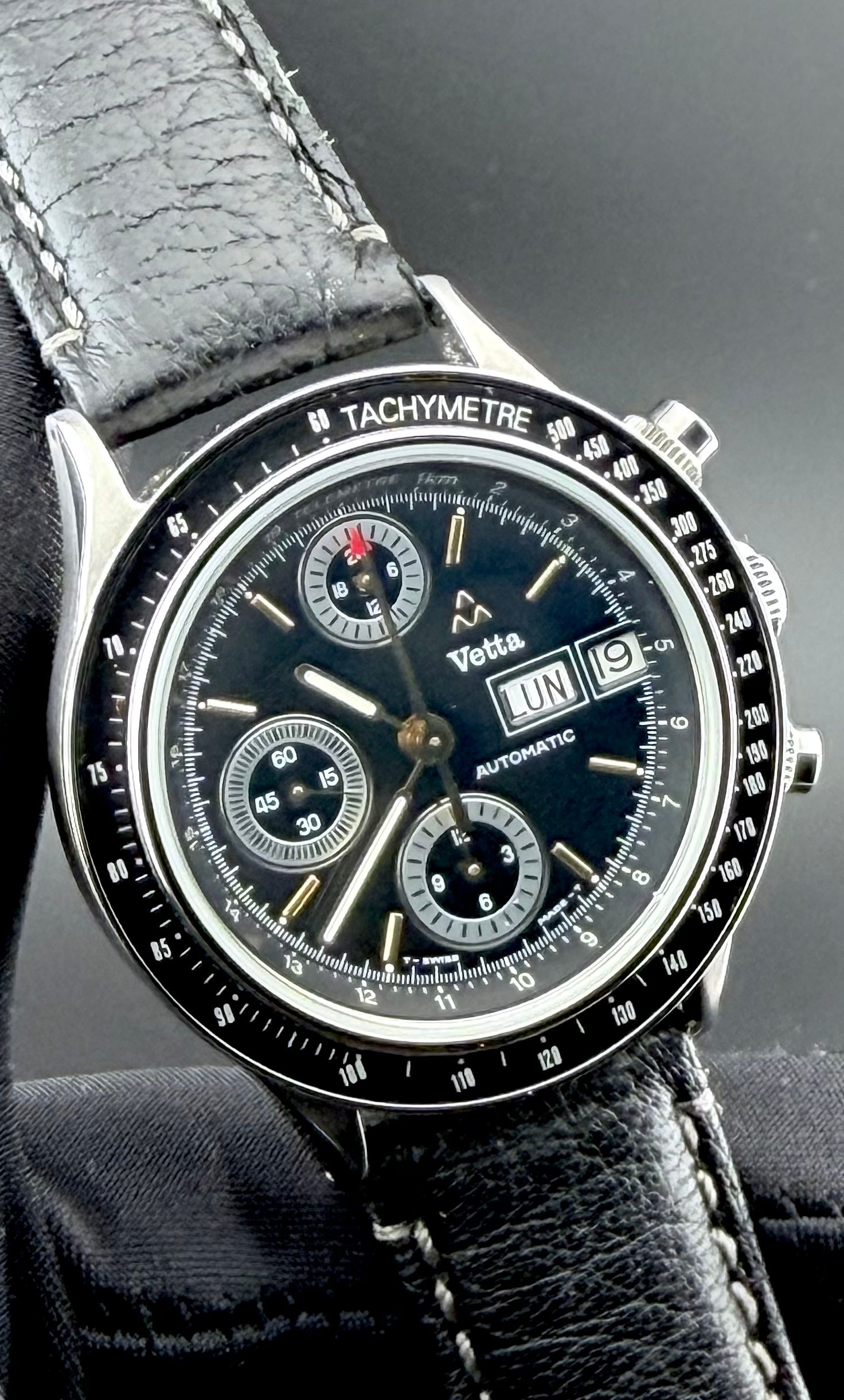 Vetta Automatic Chronograph — foto