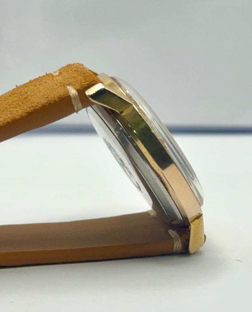 Roamer Stingray Roto 44 Date — foto