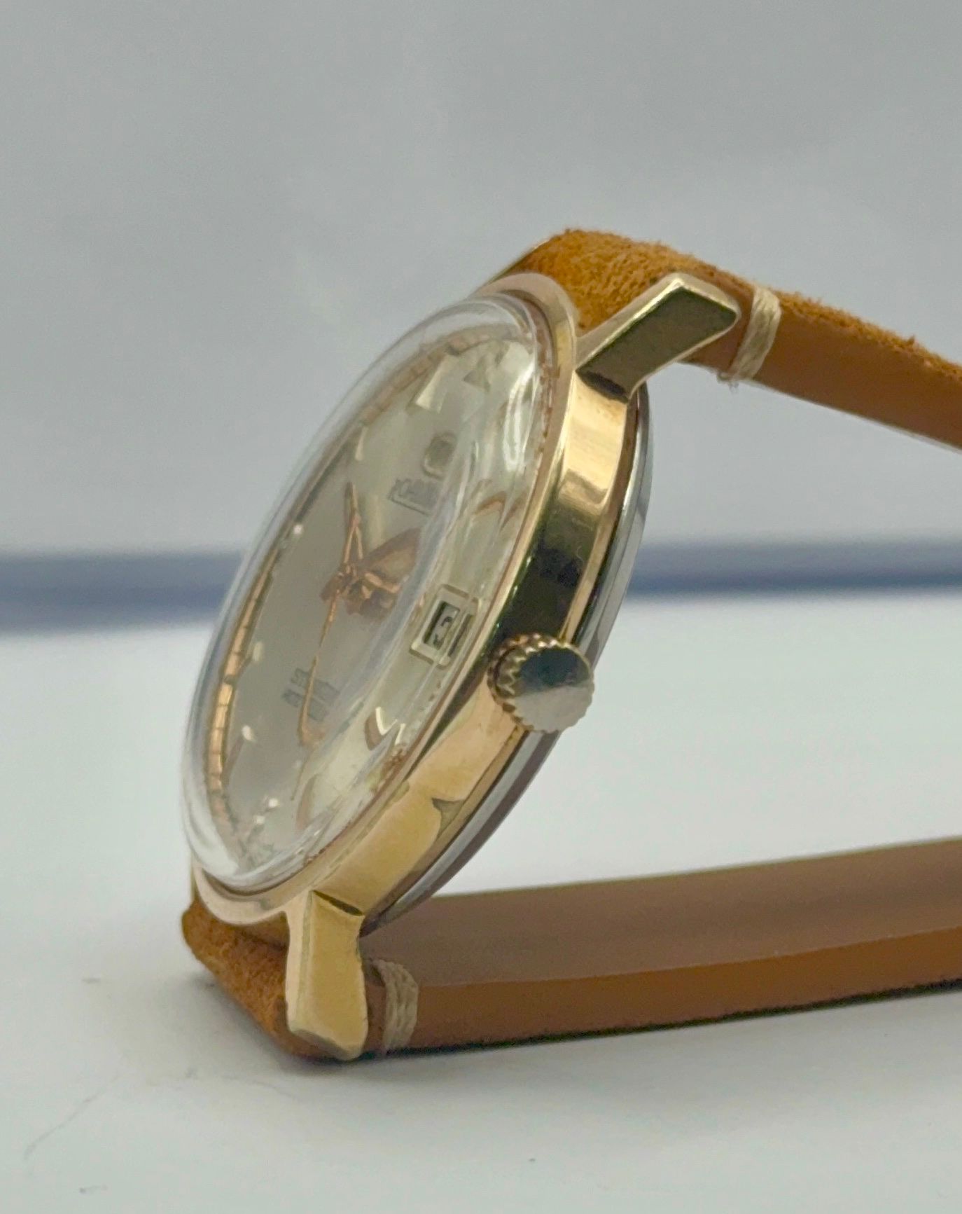 Roamer Stingray Roto 44 Date — foto