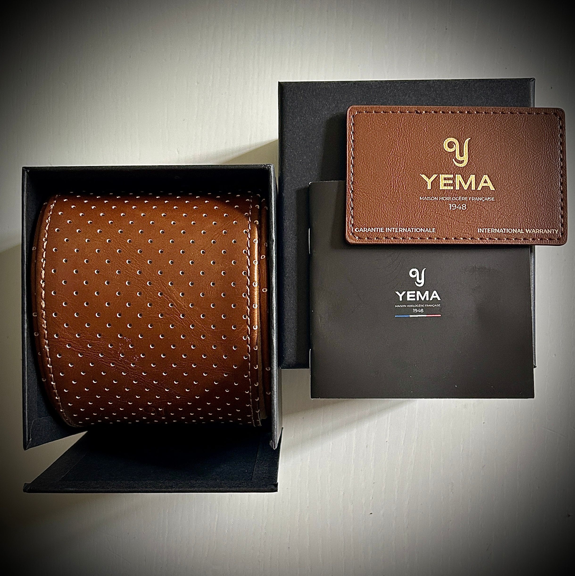Yema Superman GMT Coke 300m — foto
