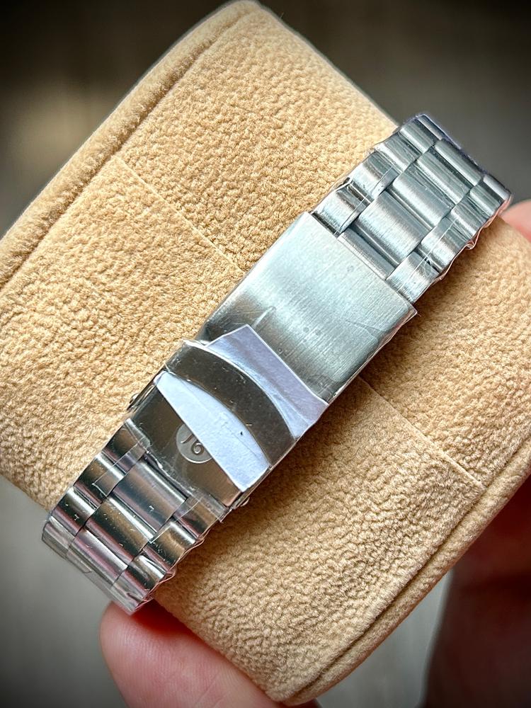 Yema Superman GMT Coke 300m — foto