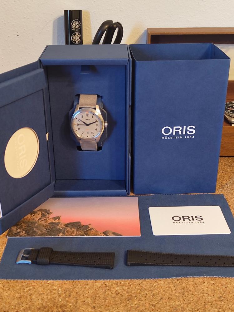 Oris ProPilot date — foto