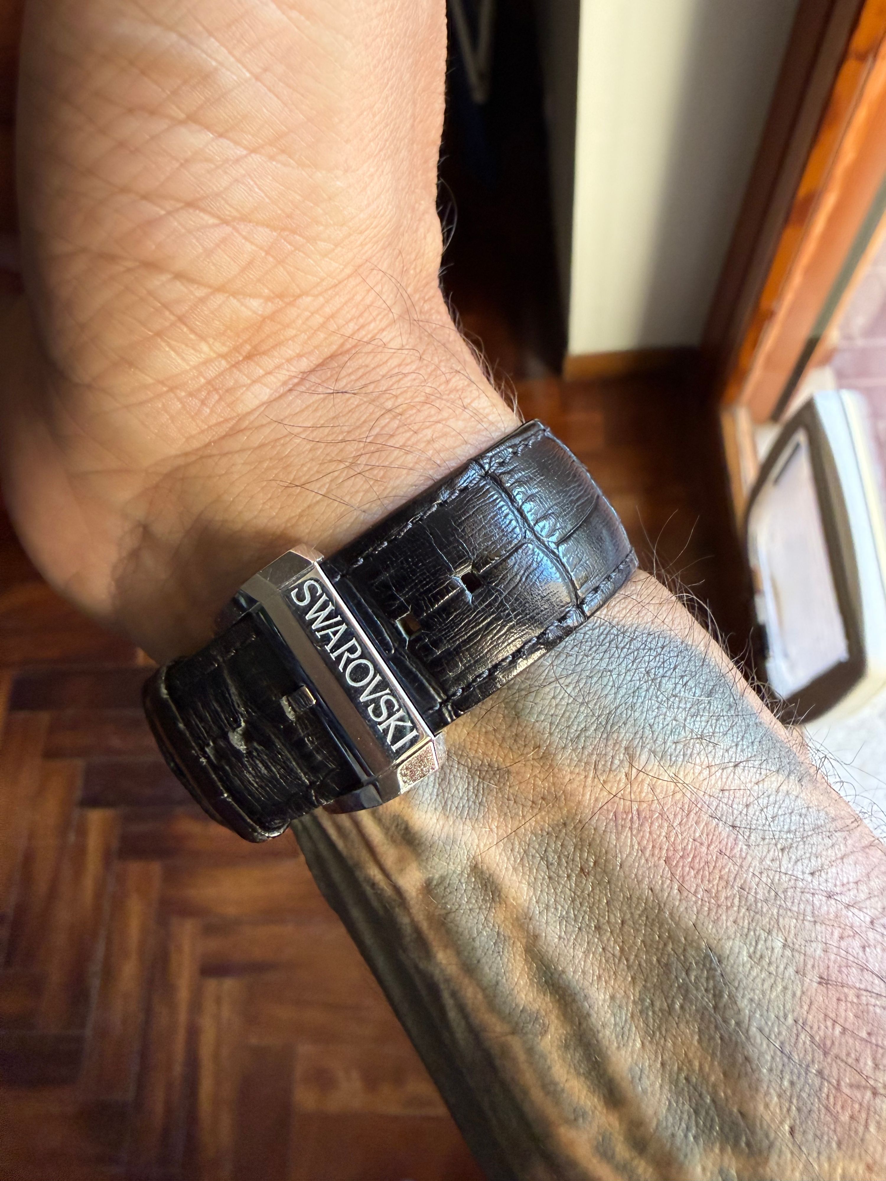 Swarovski SW 1001 — foto